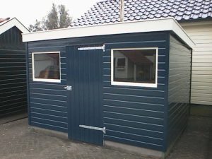 Blauw tuinhuisje
