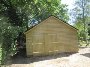 houten berging geleverd in Boijl
