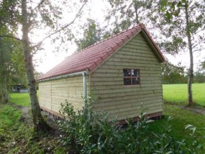 Achterkant HSP-40 berging met raam