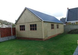 HG 10 garage berging in Anjum