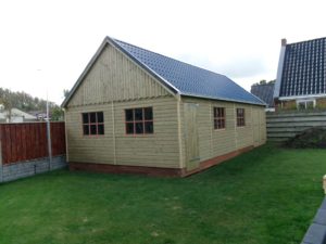 HG 10 garage berging in Anjum