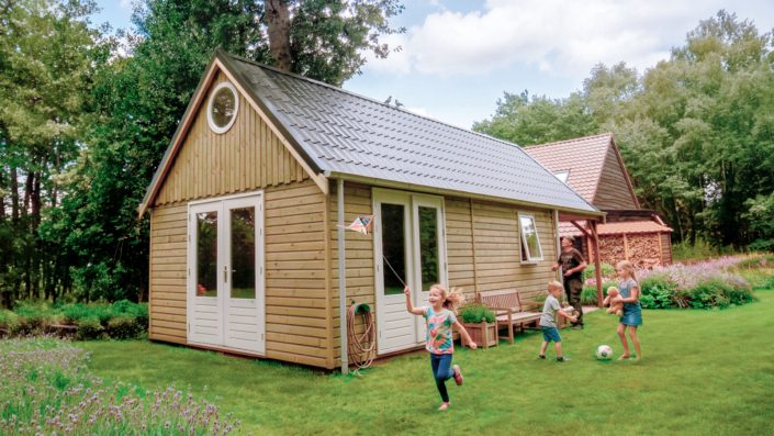 houten recreatiehuisje laten bouwen